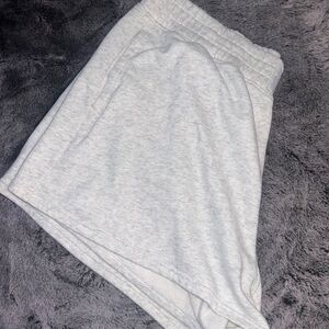 Hollister Ultra High Rise Sweat Shorts